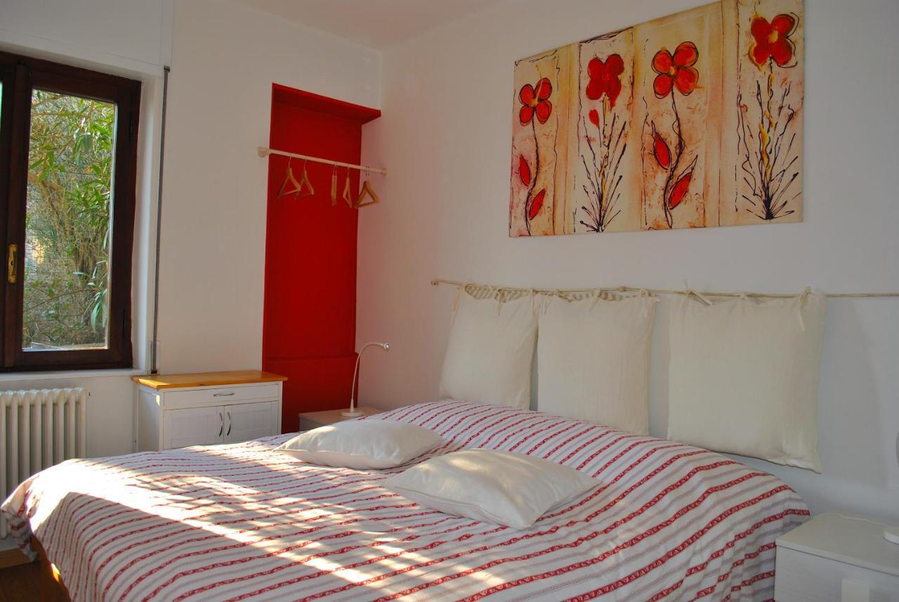 Apartment The Palm With Garden Sala Comacina Extérieur photo